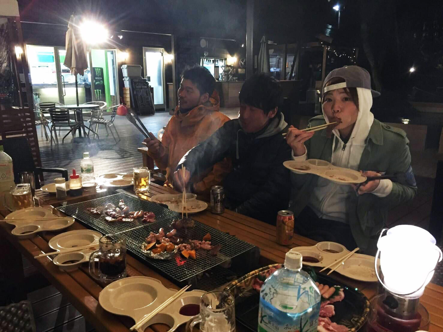 nightBBQ02.JPG